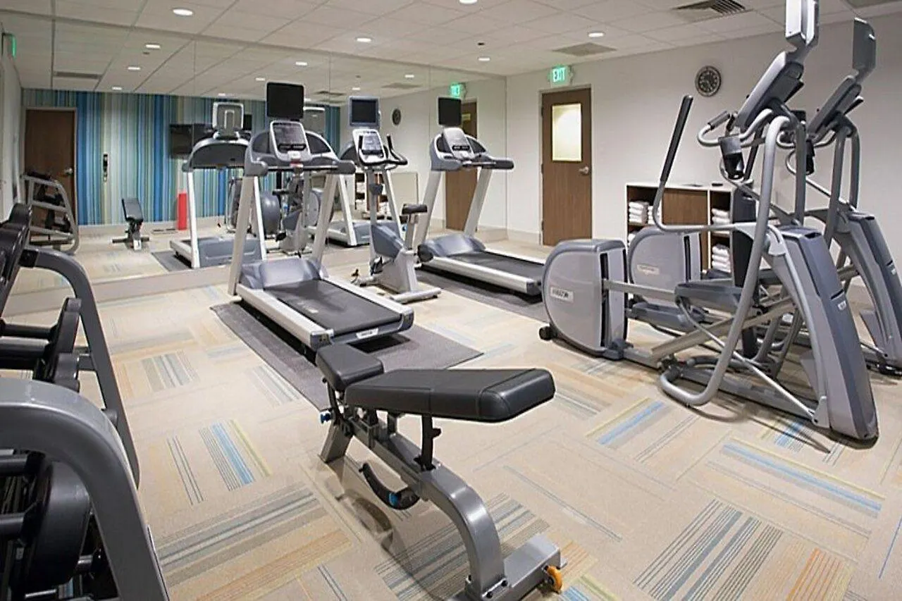 Holiday Inn Express & Suites Woodside Laguardia Airport New York ABD